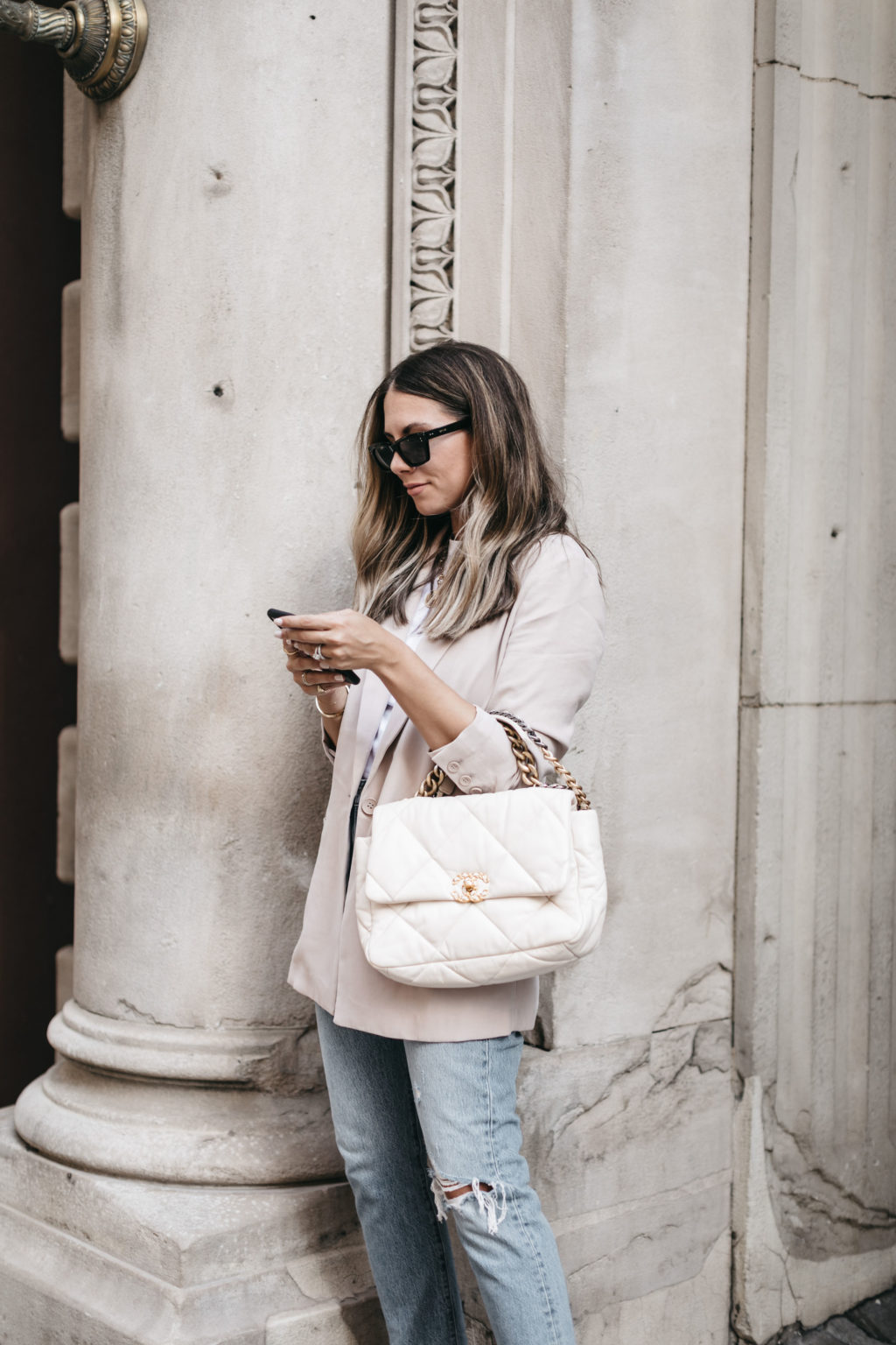 Túi Xách Chanel 19 Super Small Flap Bag White Size 26cm